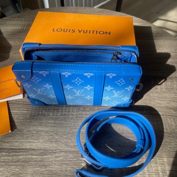 LOUIS VUITTON Monogram Clouds Soft Trunk Wallet Shoulder Bag - Picture 5 of 11